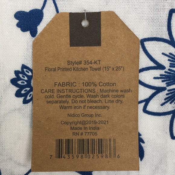 Mabelle Home Collection, dish towel + hot pad set. - Picture 4 of 5